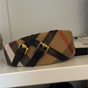 Burberry headband